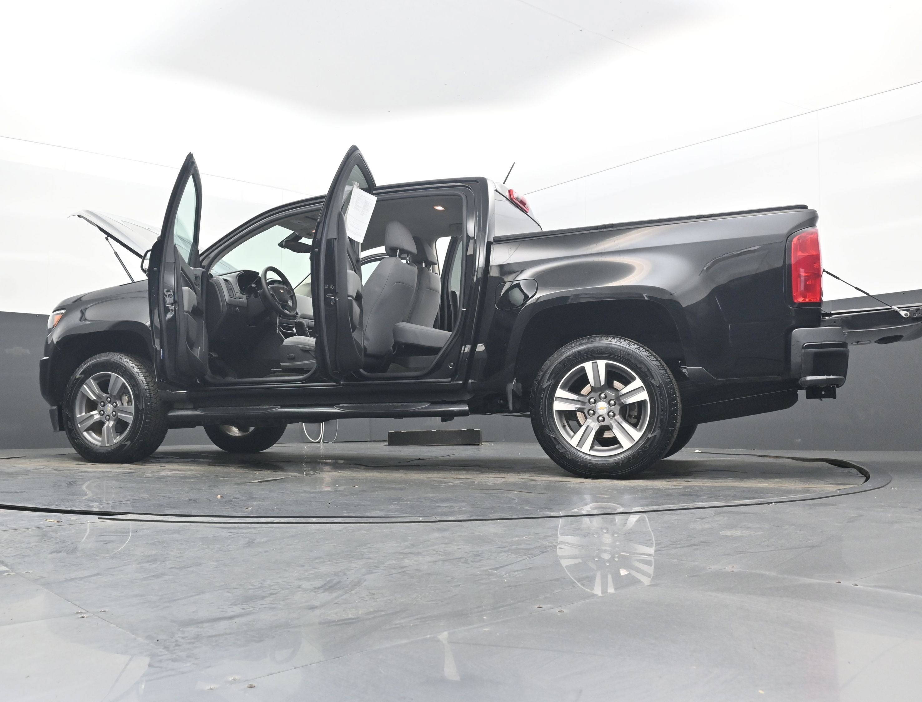 2017 Chevrolet Colorado 2WD WT