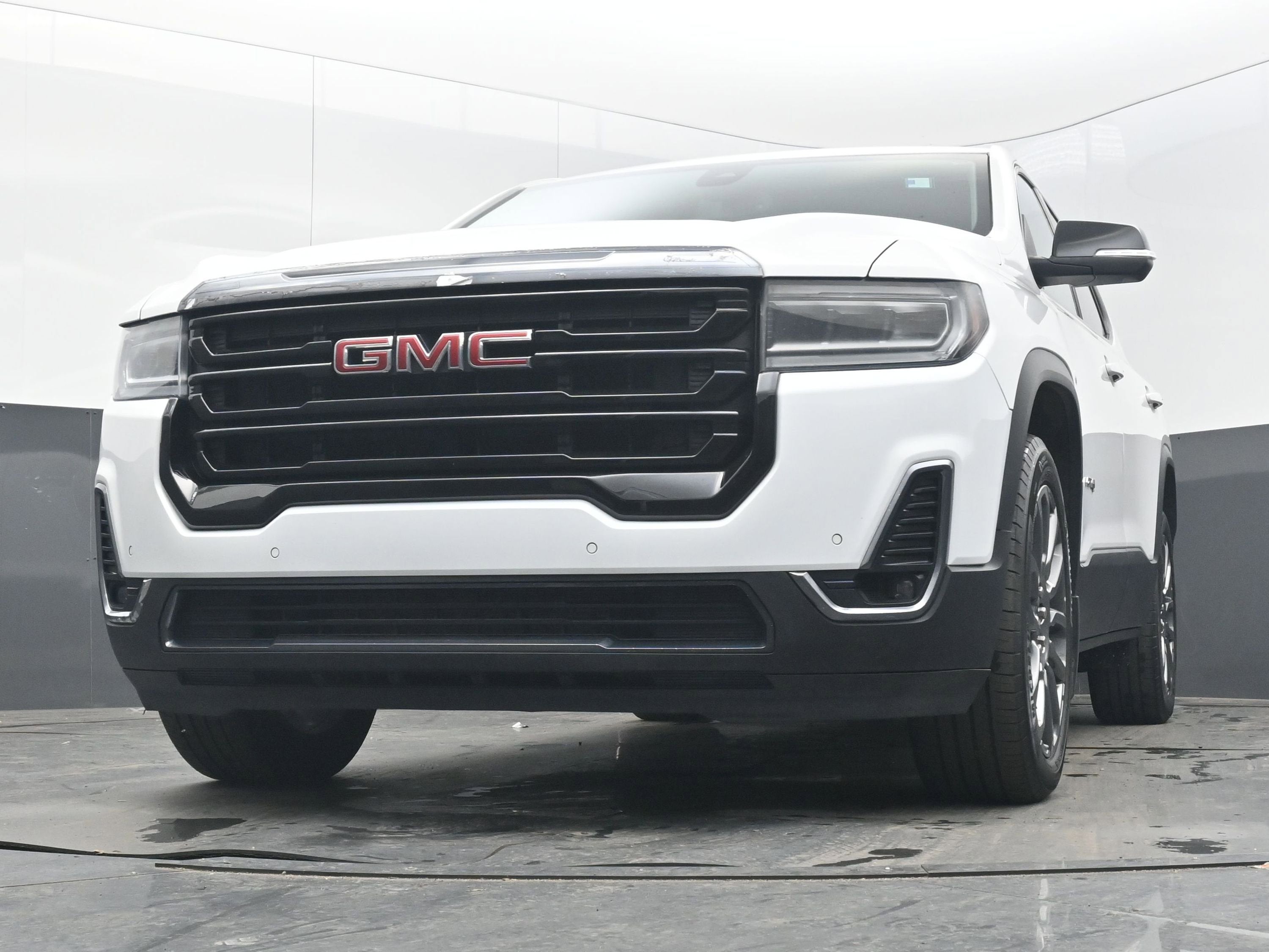 2021 GMC Acadia AT4