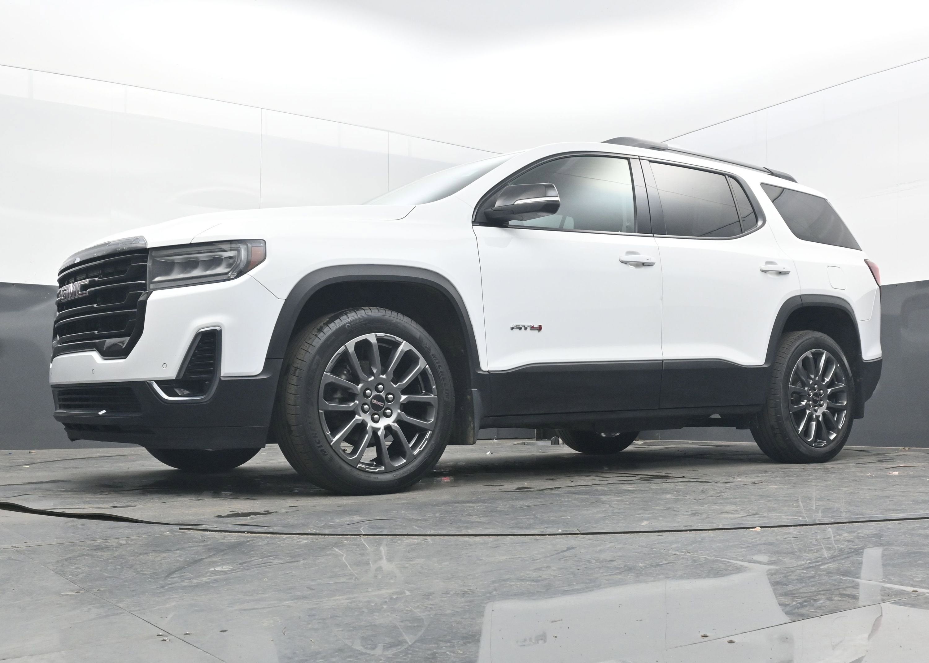 2021 GMC Acadia AT4