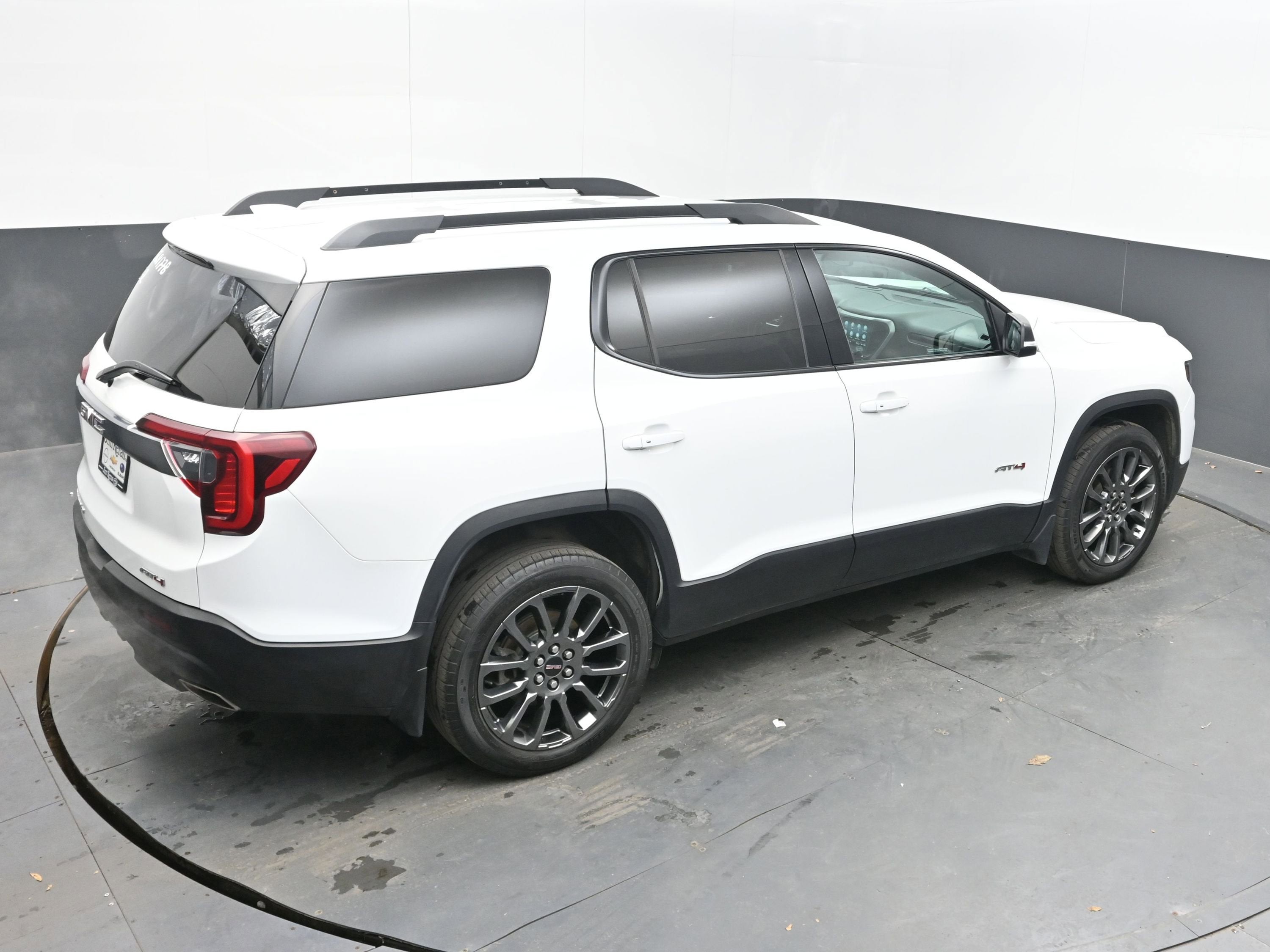 2021 GMC Acadia AT4