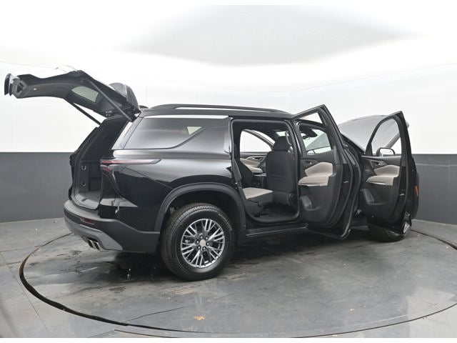 2025 Chevrolet Traverse FWD LT