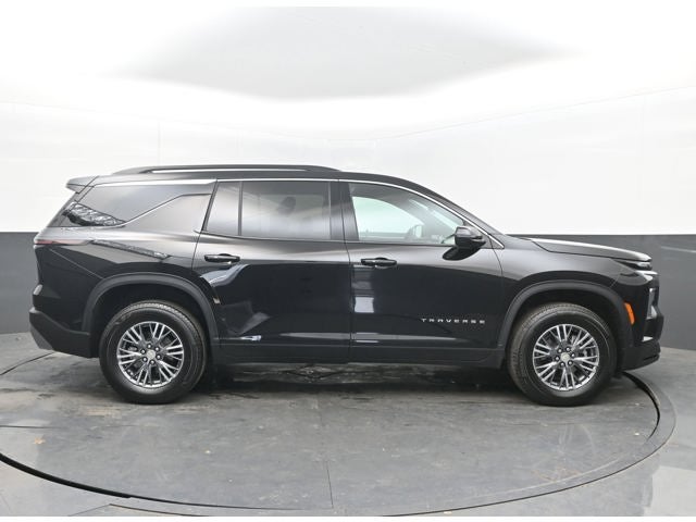 2025 Chevrolet Traverse FWD LT