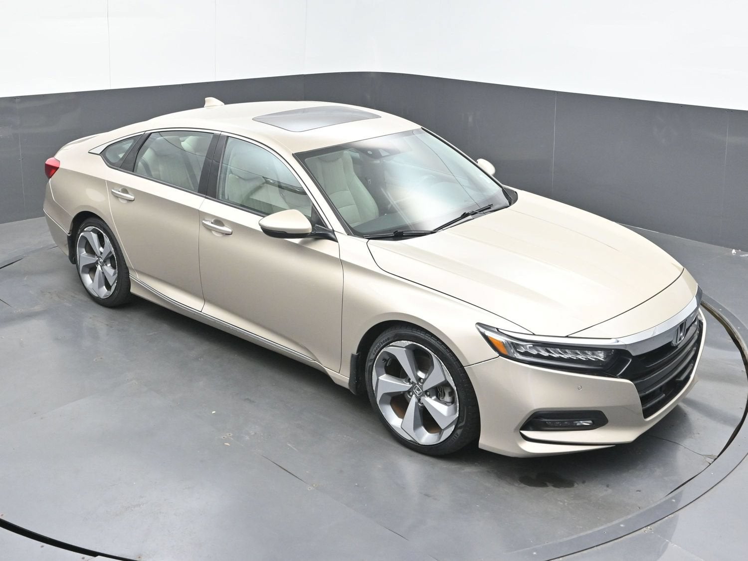2019 Honda Accord Sedan Touring 2.0T