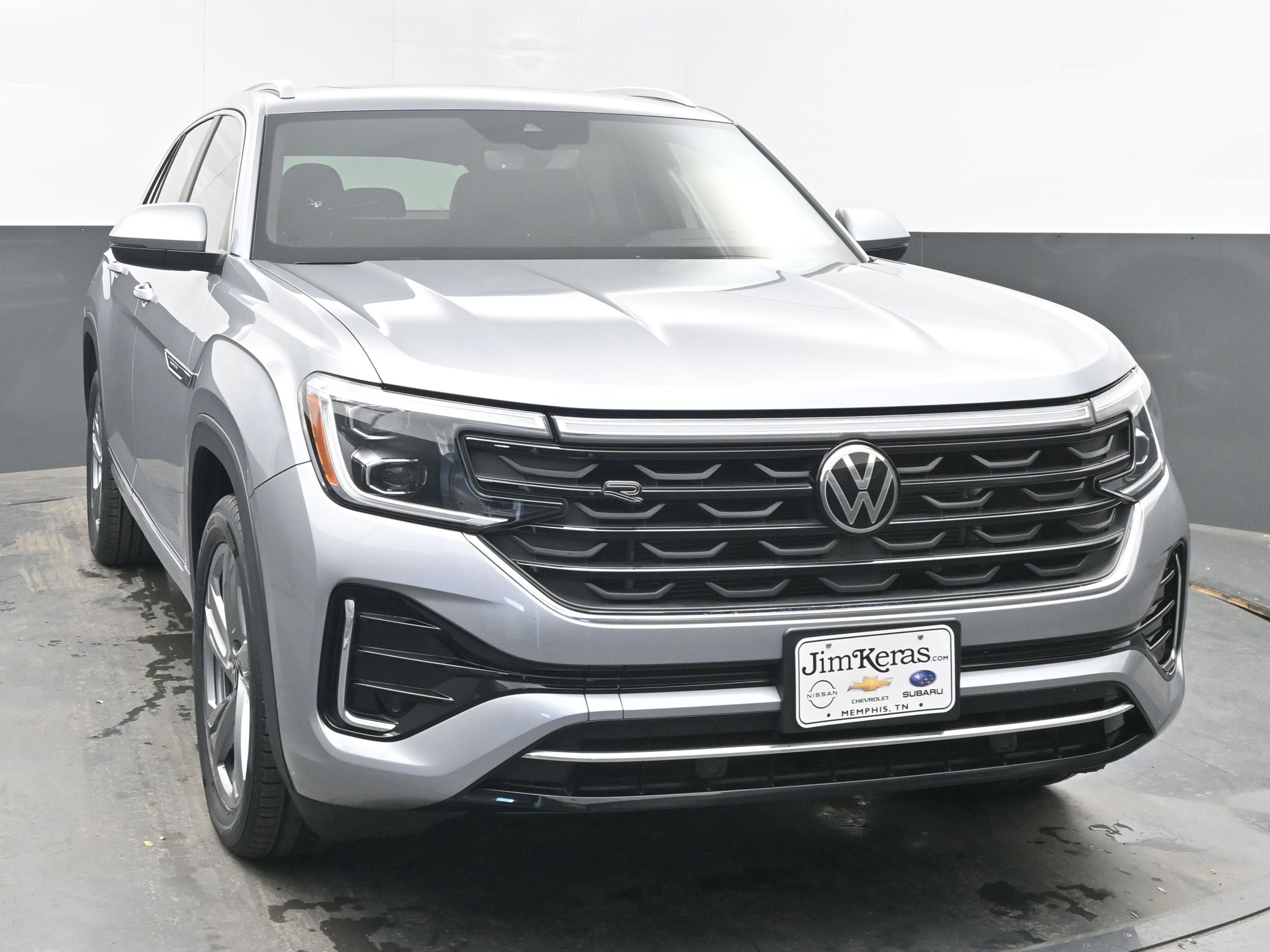2024 Volkswagen Atlas Cross Sport 2.0T SEL R-Line