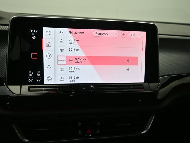 2024 Volkswagen Atlas Cross Sport 2.0T SEL R-Line