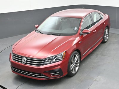 2017 Volkswagen Passat R-Line w/Comfort Pkg