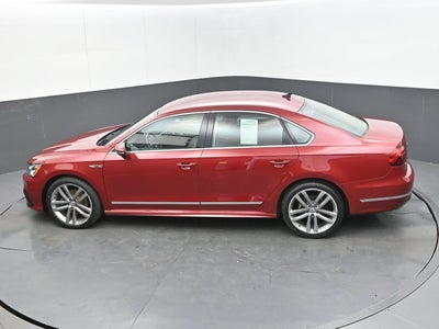 2017 Volkswagen Passat R-Line w/Comfort Pkg