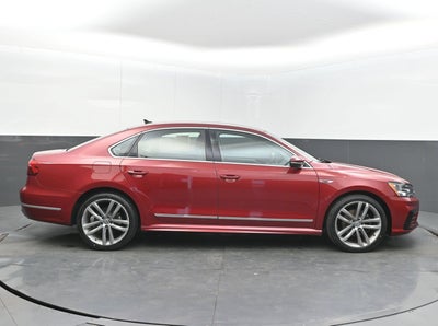2017 Volkswagen Passat R-Line w/Comfort Pkg