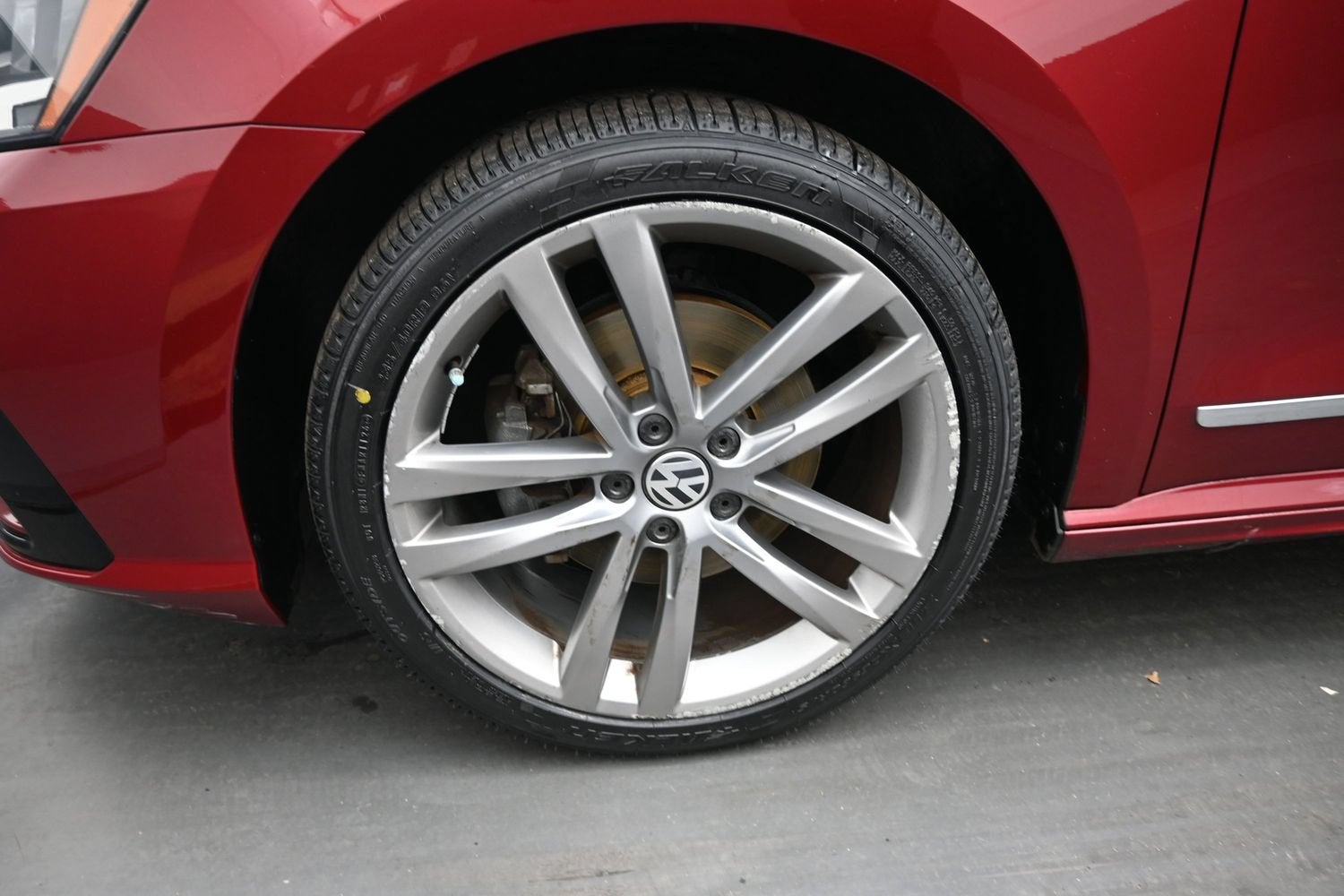 2017 Volkswagen Passat R-Line w/Comfort Pkg