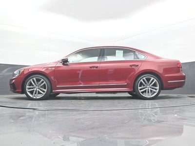 2017 Volkswagen Passat R-Line w/Comfort Pkg