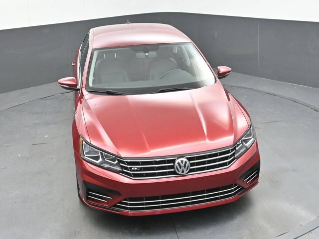 2017 Volkswagen Passat R-Line w/Comfort Pkg