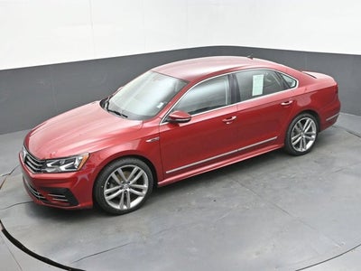 2017 Volkswagen Passat R-Line w/Comfort Pkg