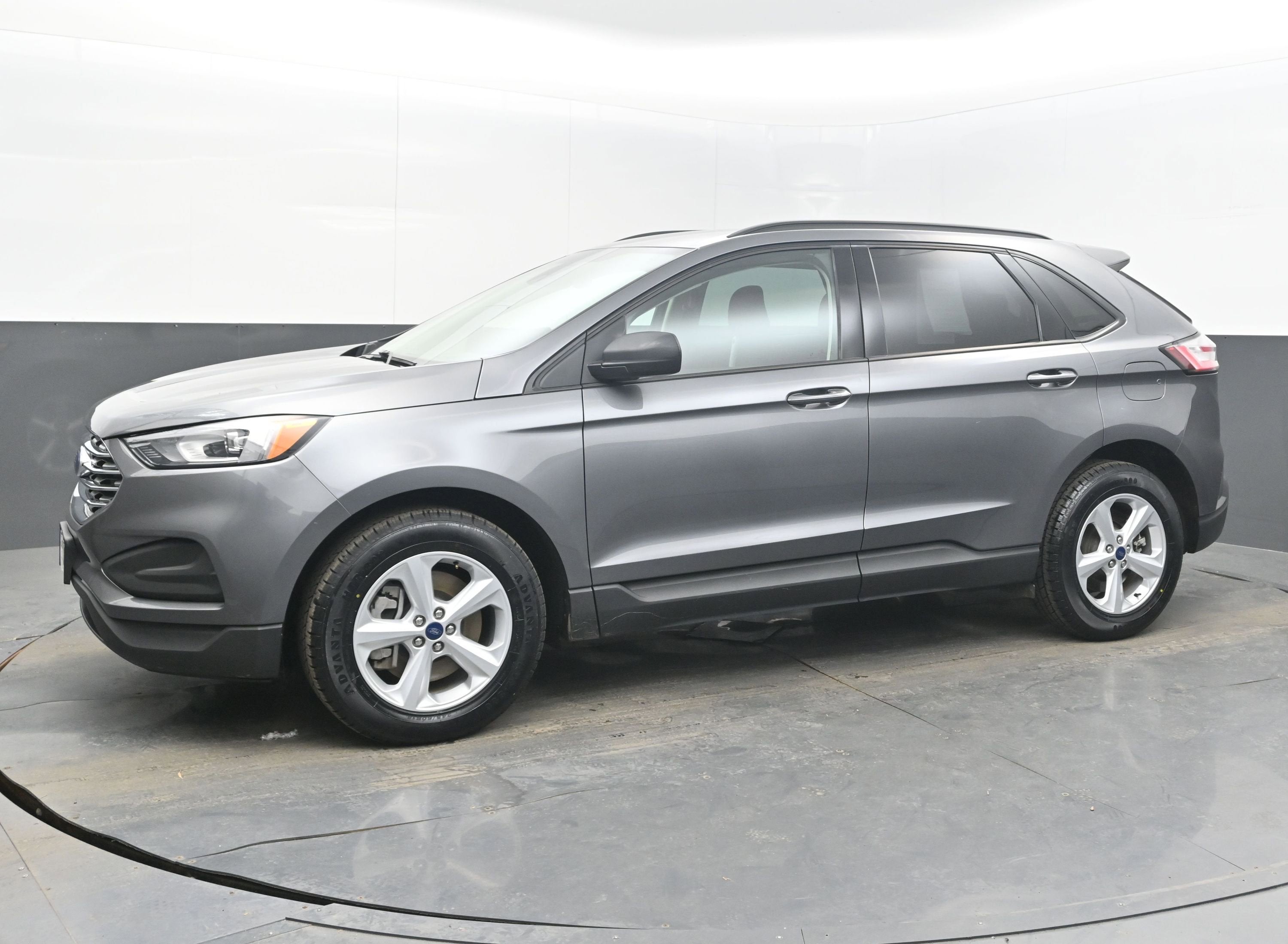 2021 Ford Edge SE