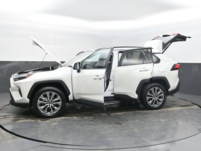 2022 Toyota RAV4 XLE Premium