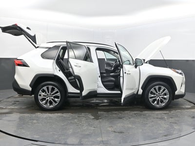 2022 Toyota RAV4 XLE Premium