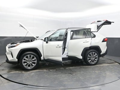 2022 Toyota RAV4 XLE Premium