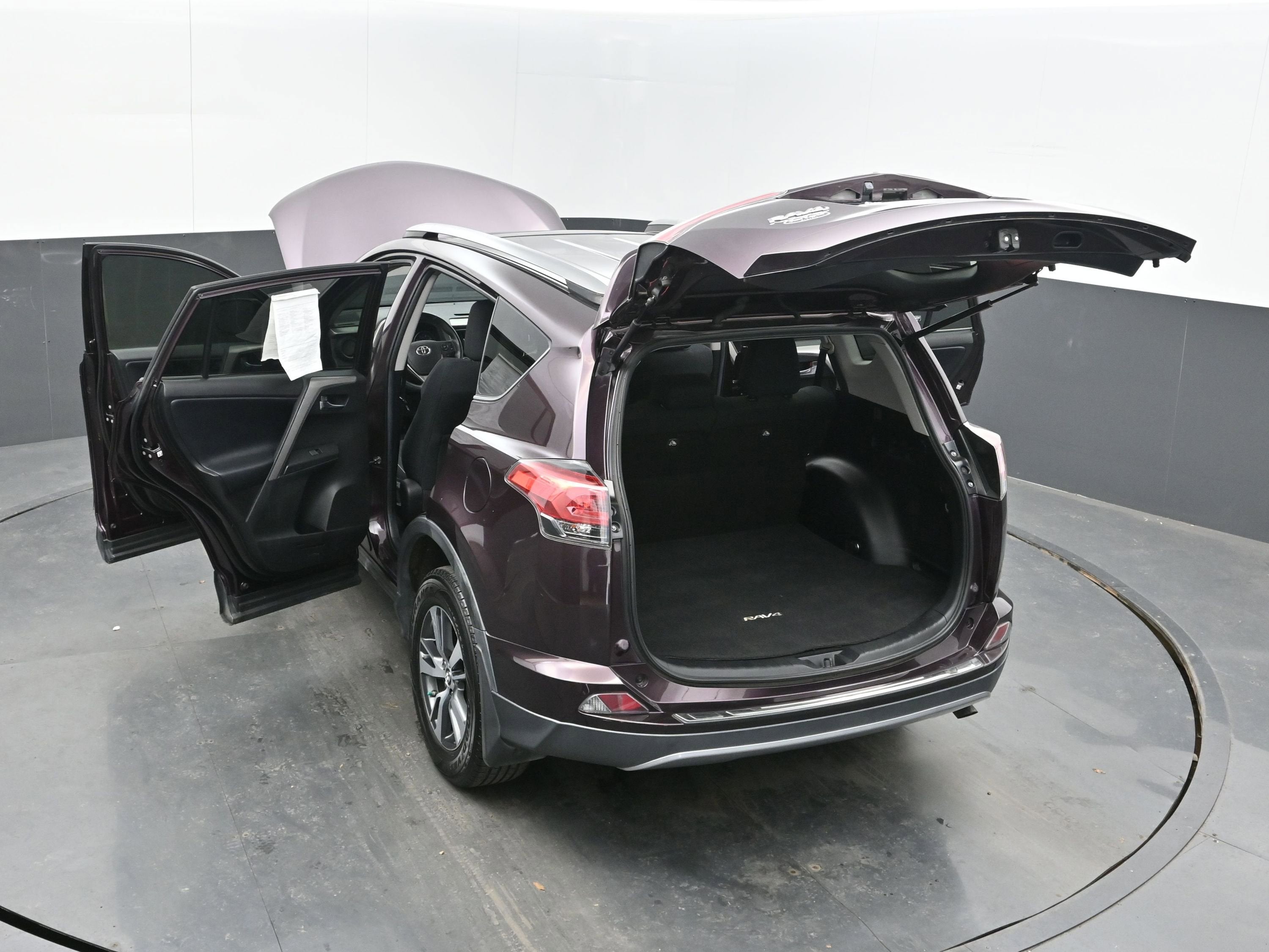 2018 Toyota RAV4 XLE