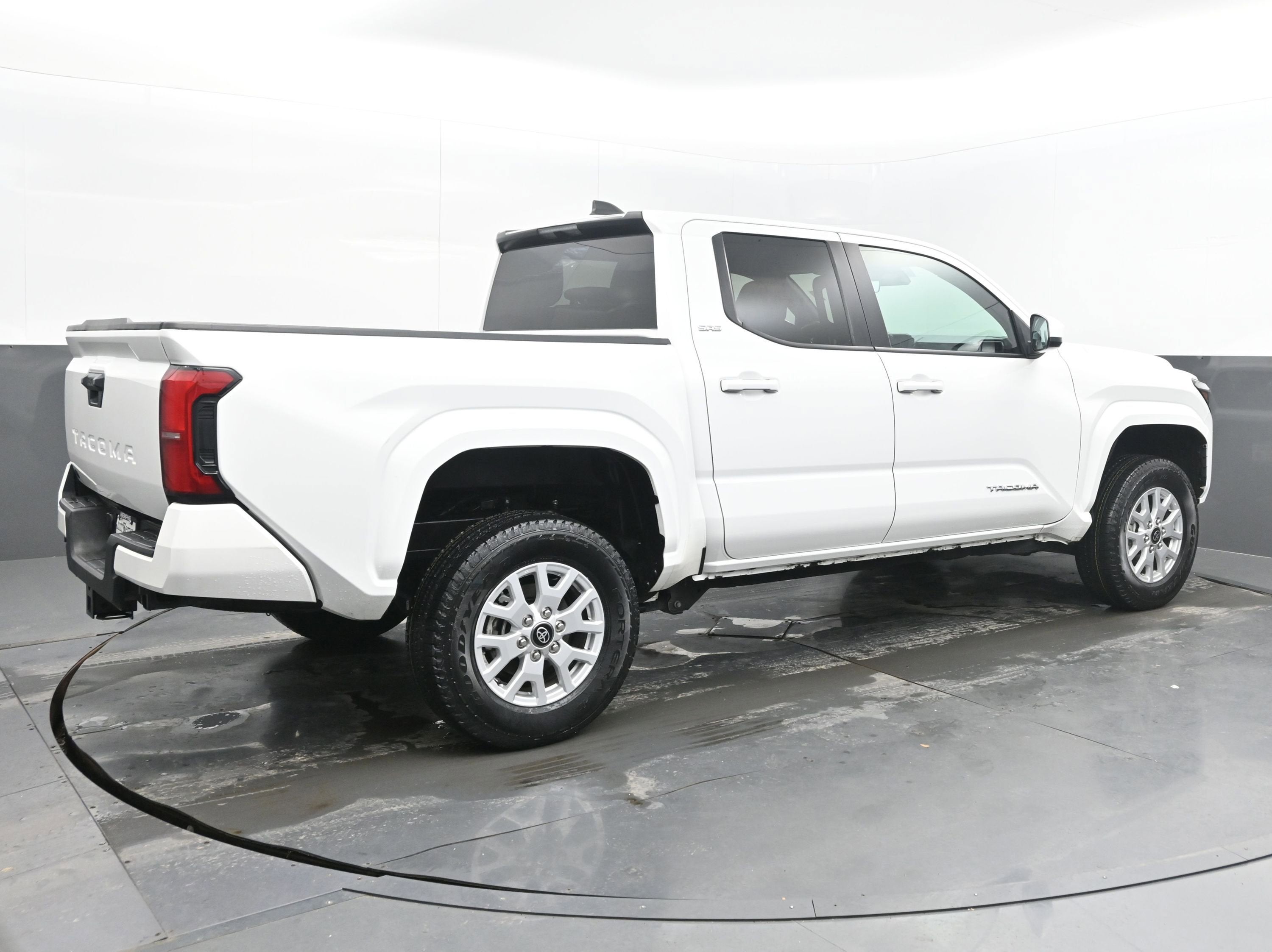 2024 Toyota Tacoma 2WD SR5