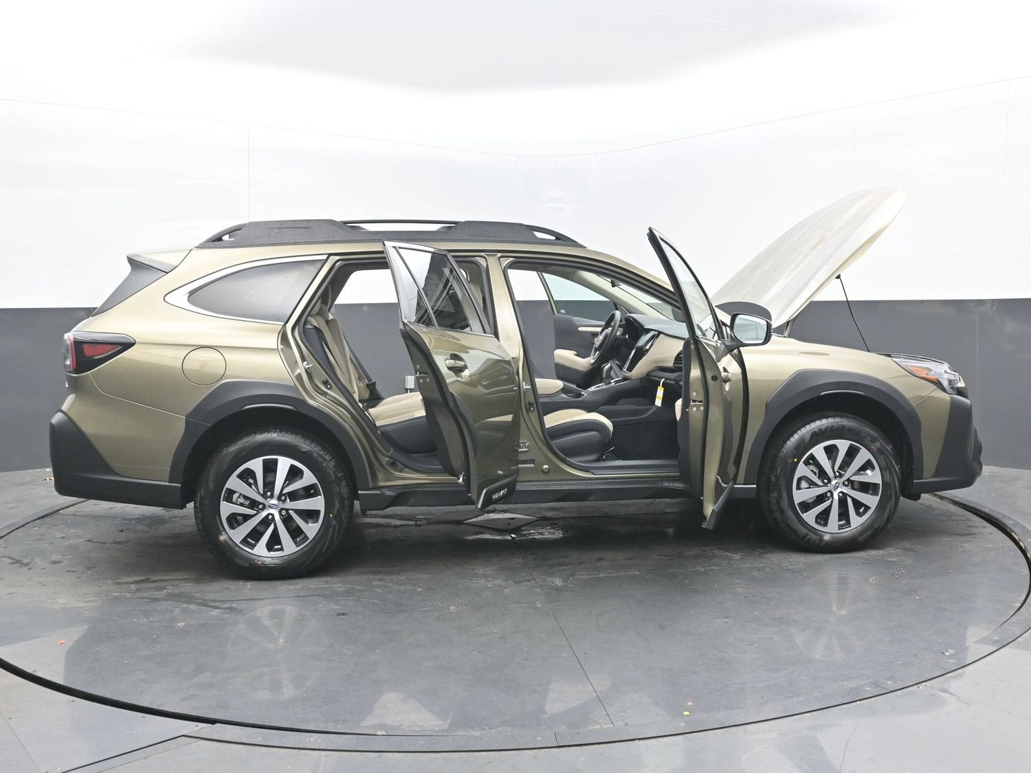 2025 Subaru Outback Premium