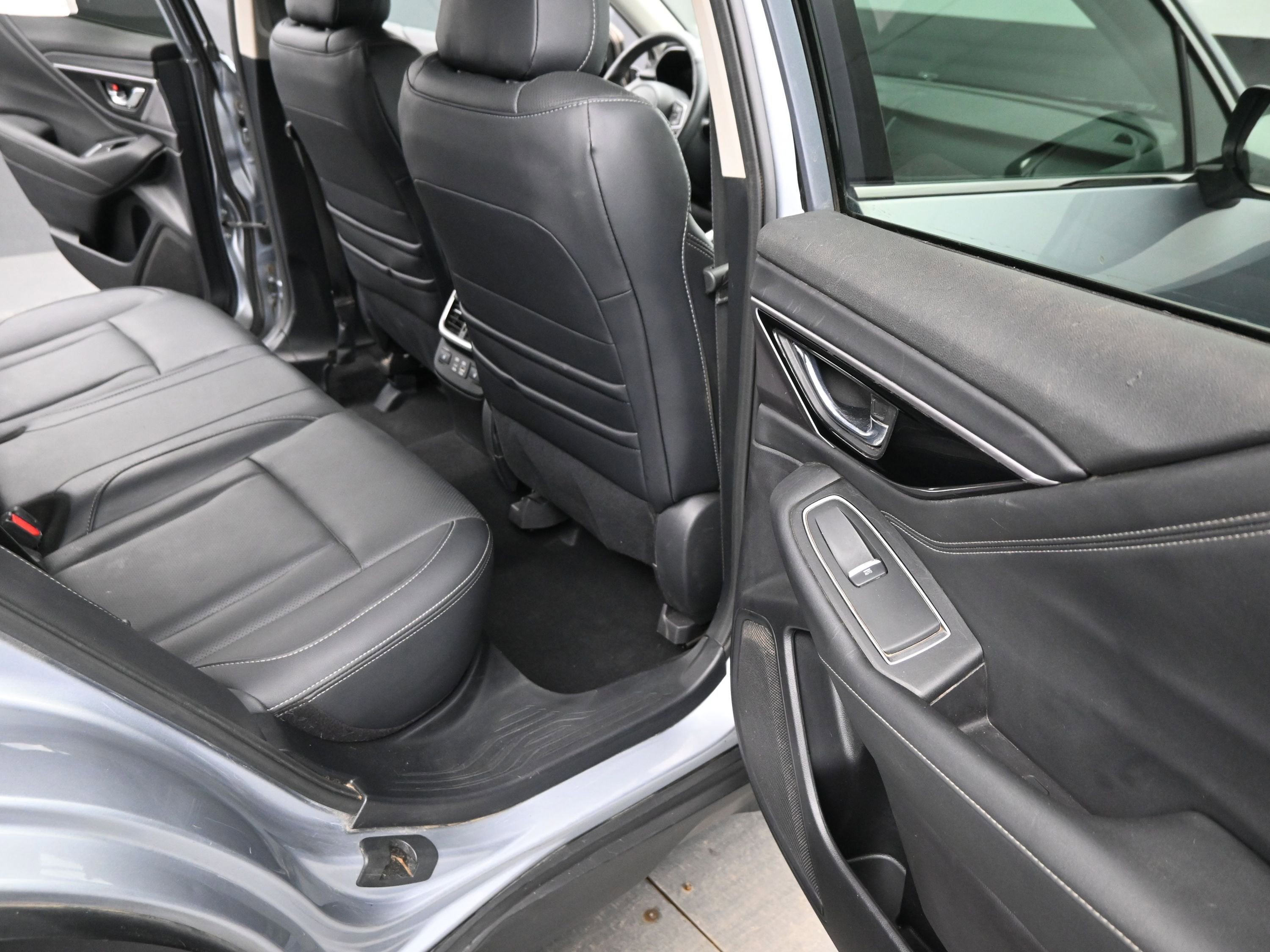 2023 Subaru Outback Touring