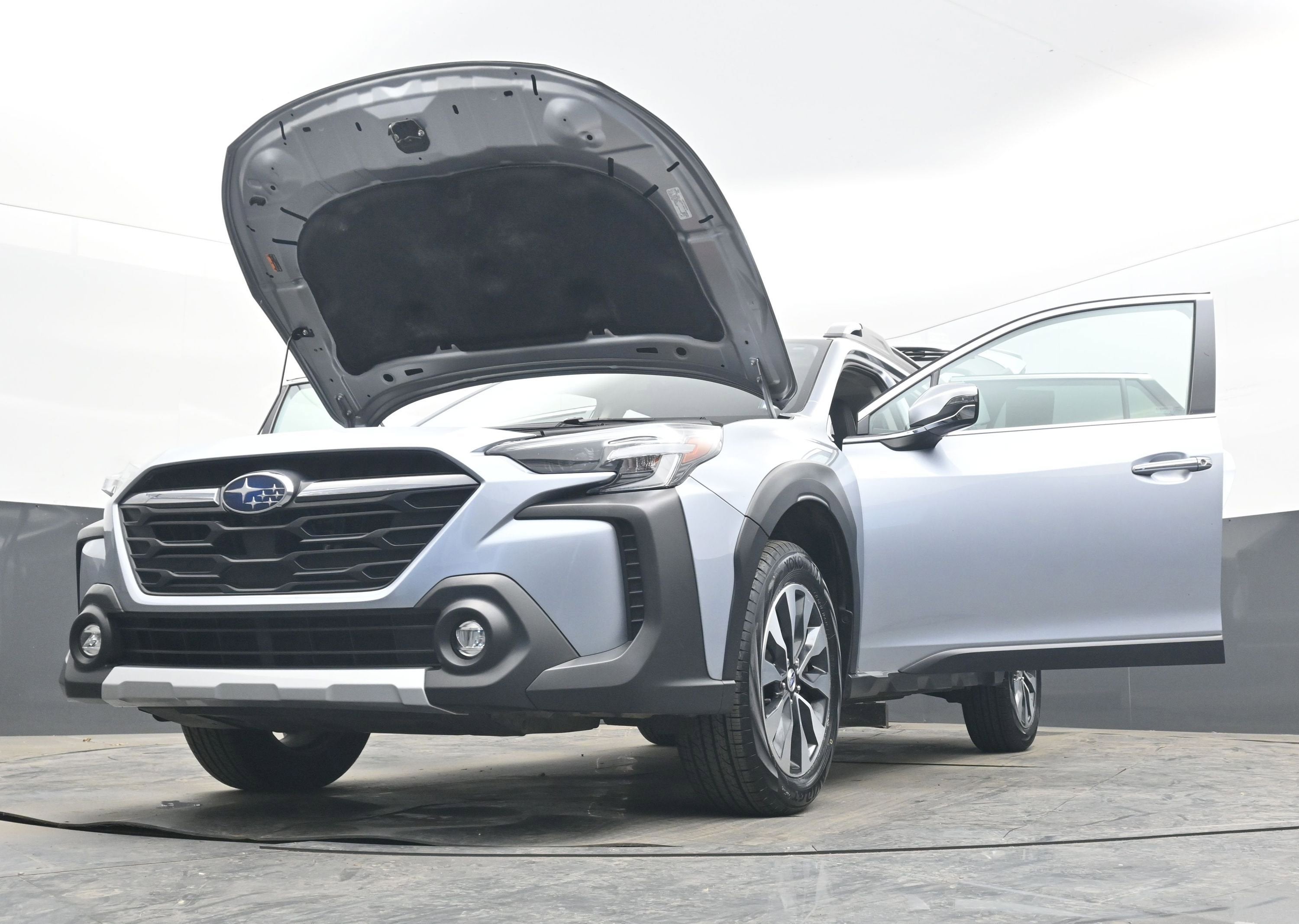 2023 Subaru Outback Touring
