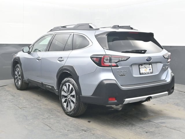2023 Subaru Outback Touring