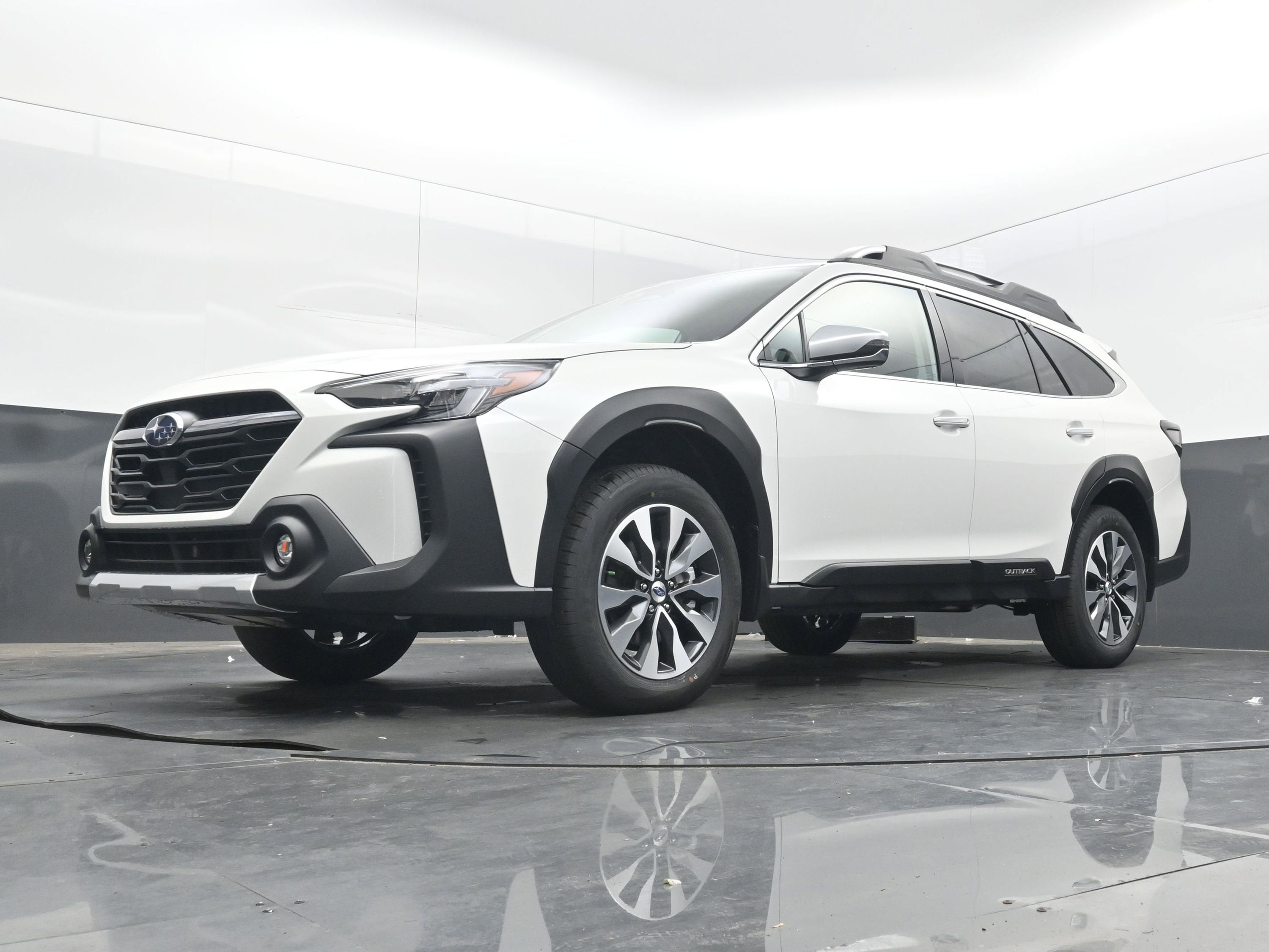 2025 Subaru Outback Touring