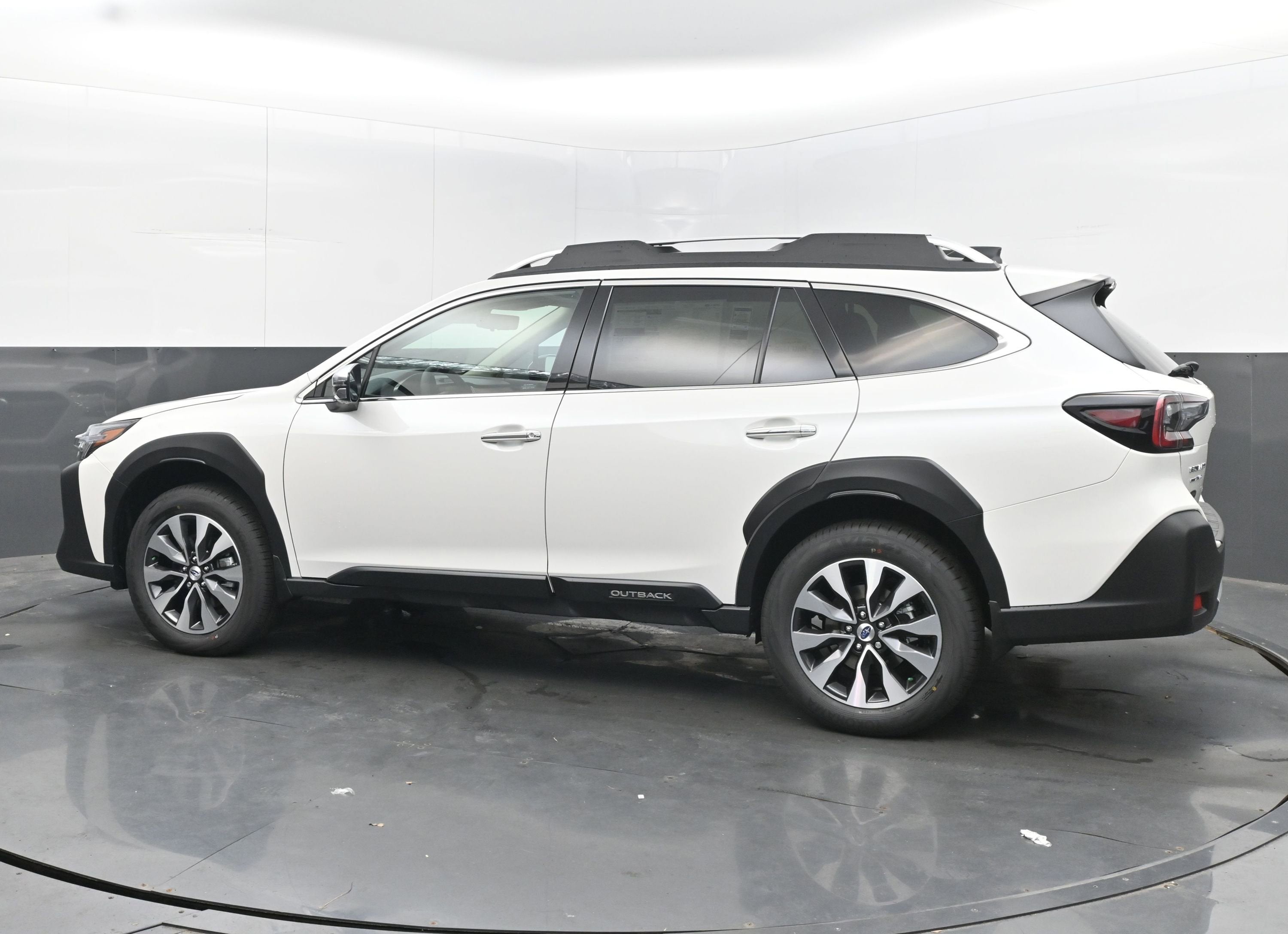 2025 Subaru Outback Touring