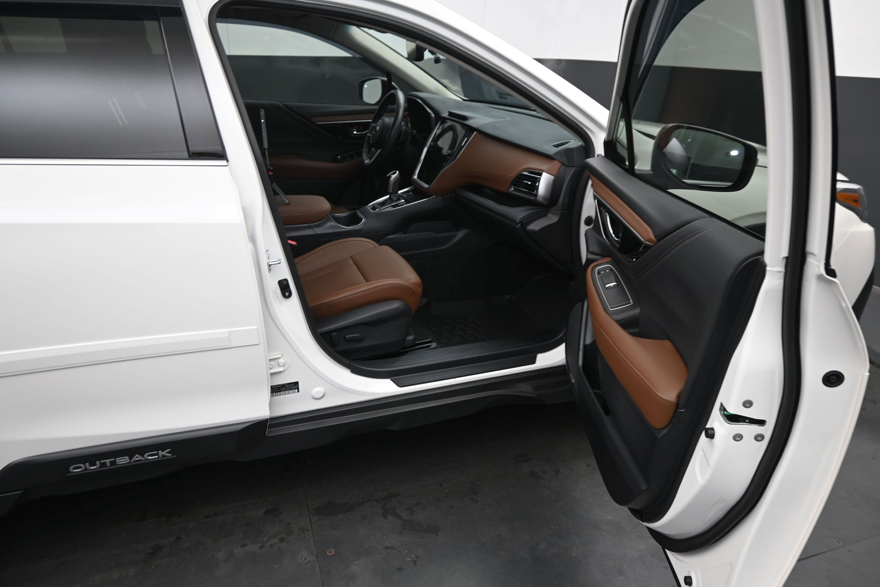 2022 Subaru Outback Touring XT
