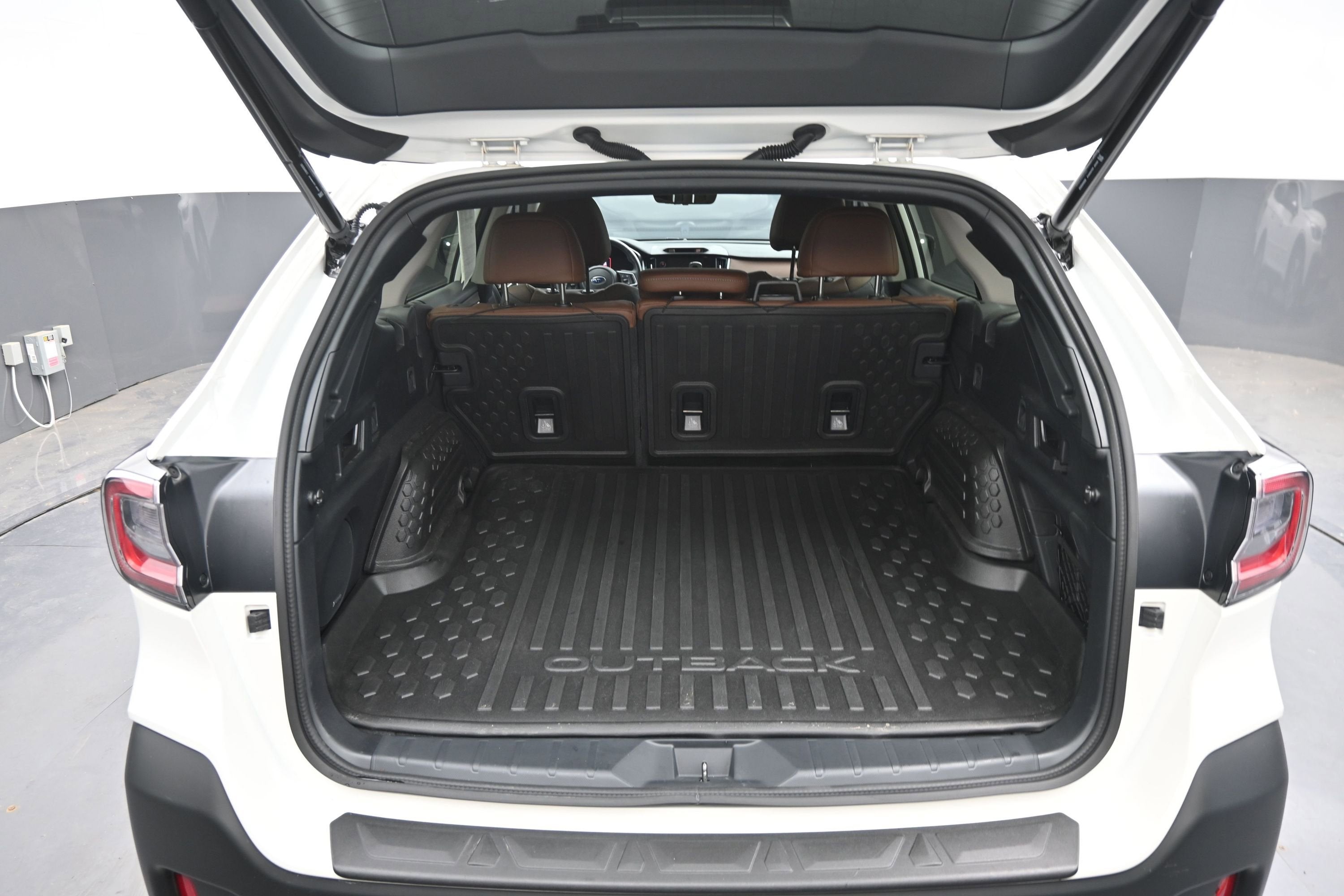 2022 Subaru Outback Touring XT