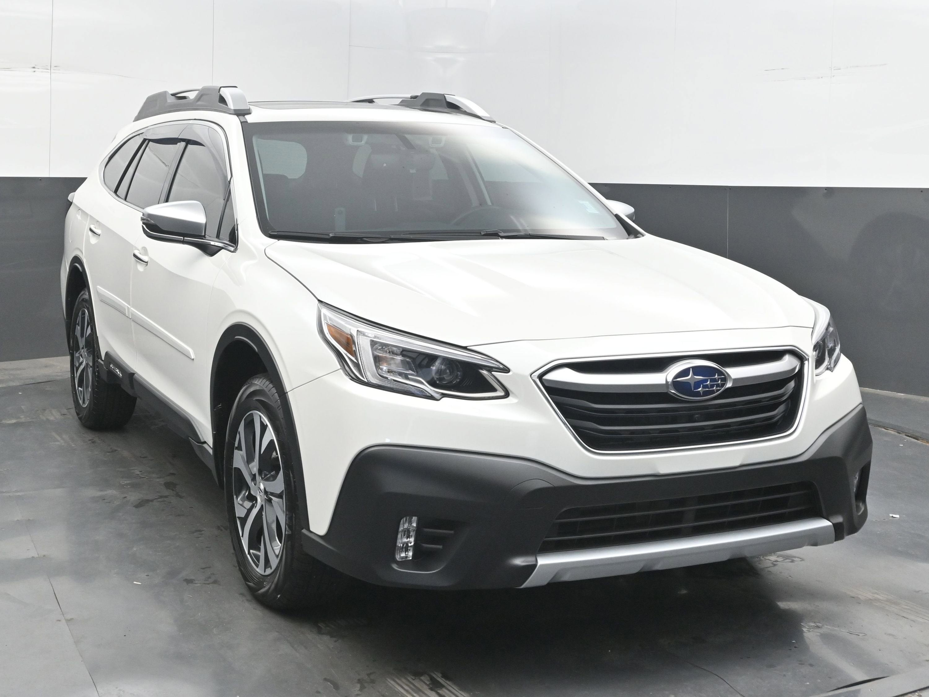 2022 Subaru Outback Touring XT
