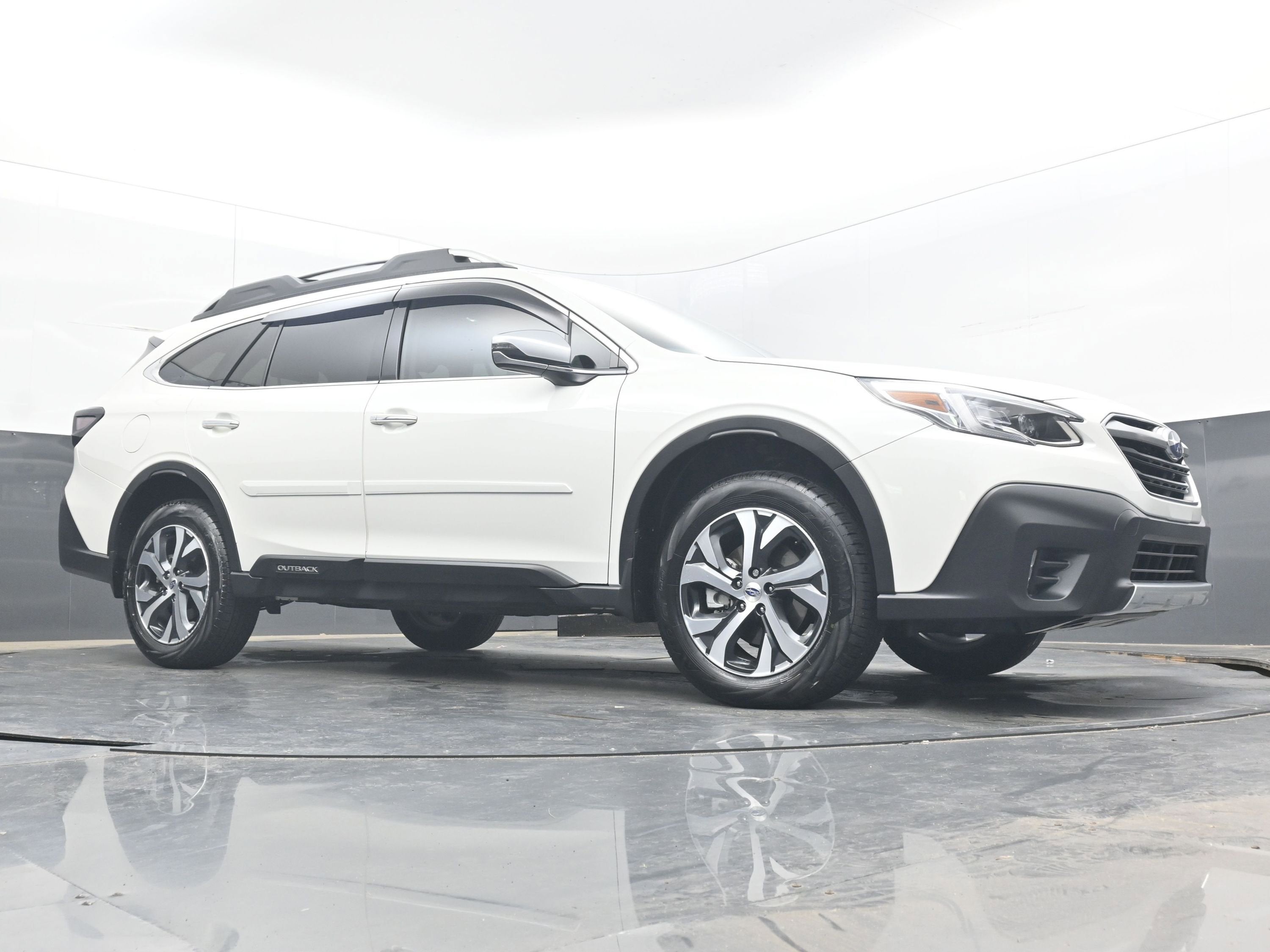 2022 Subaru Outback Touring XT