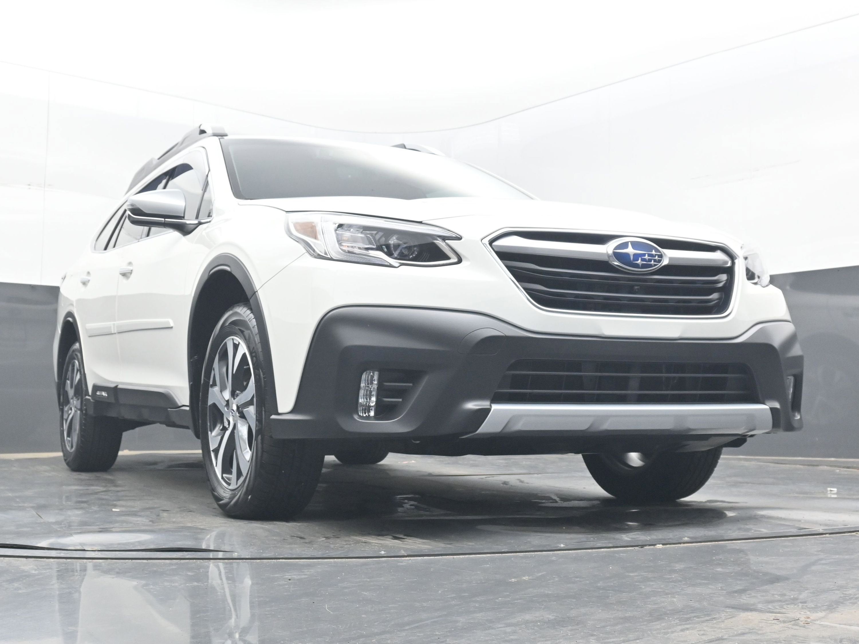 2022 Subaru Outback Touring XT