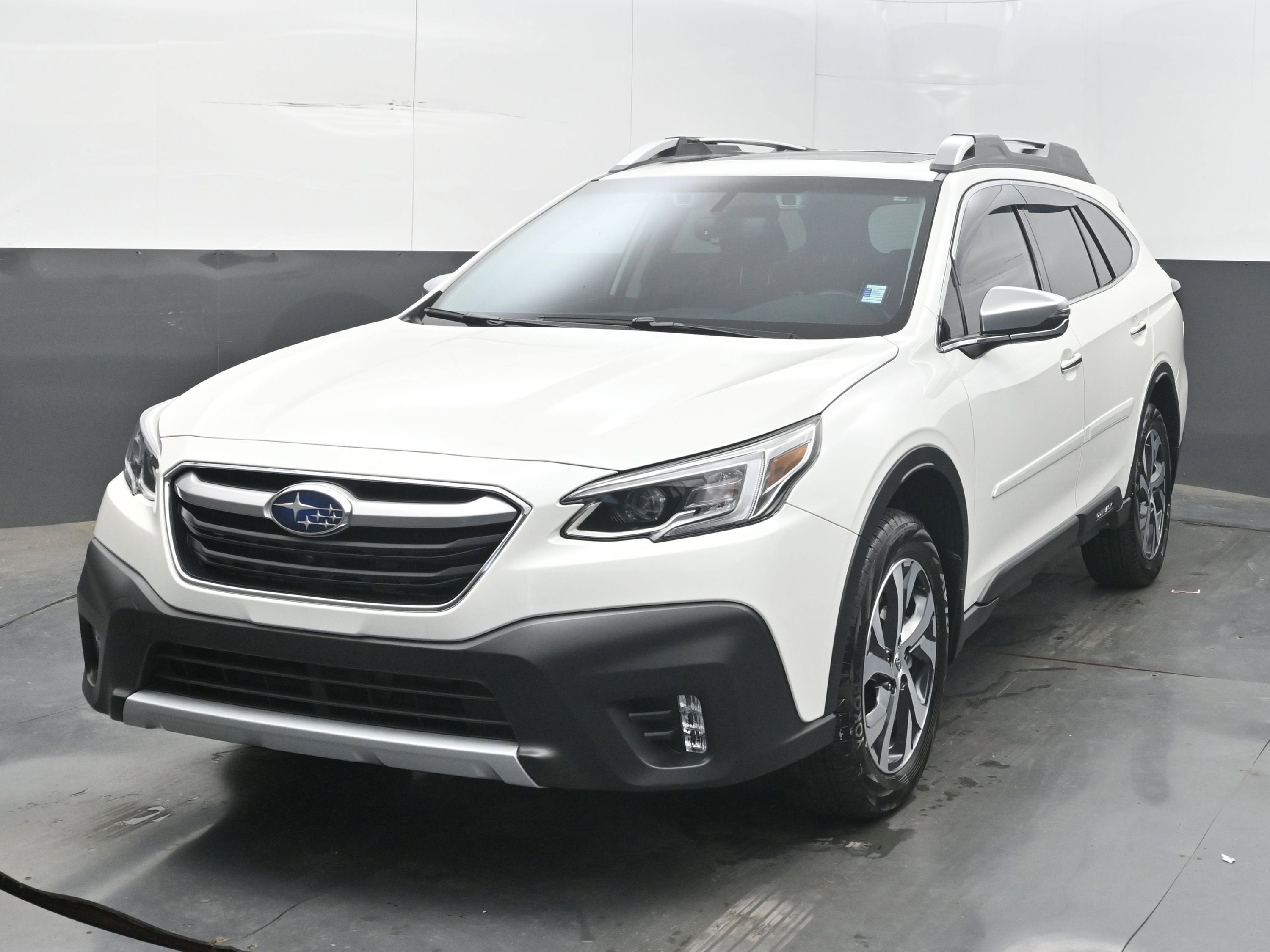 2022 Subaru Outback Touring XT