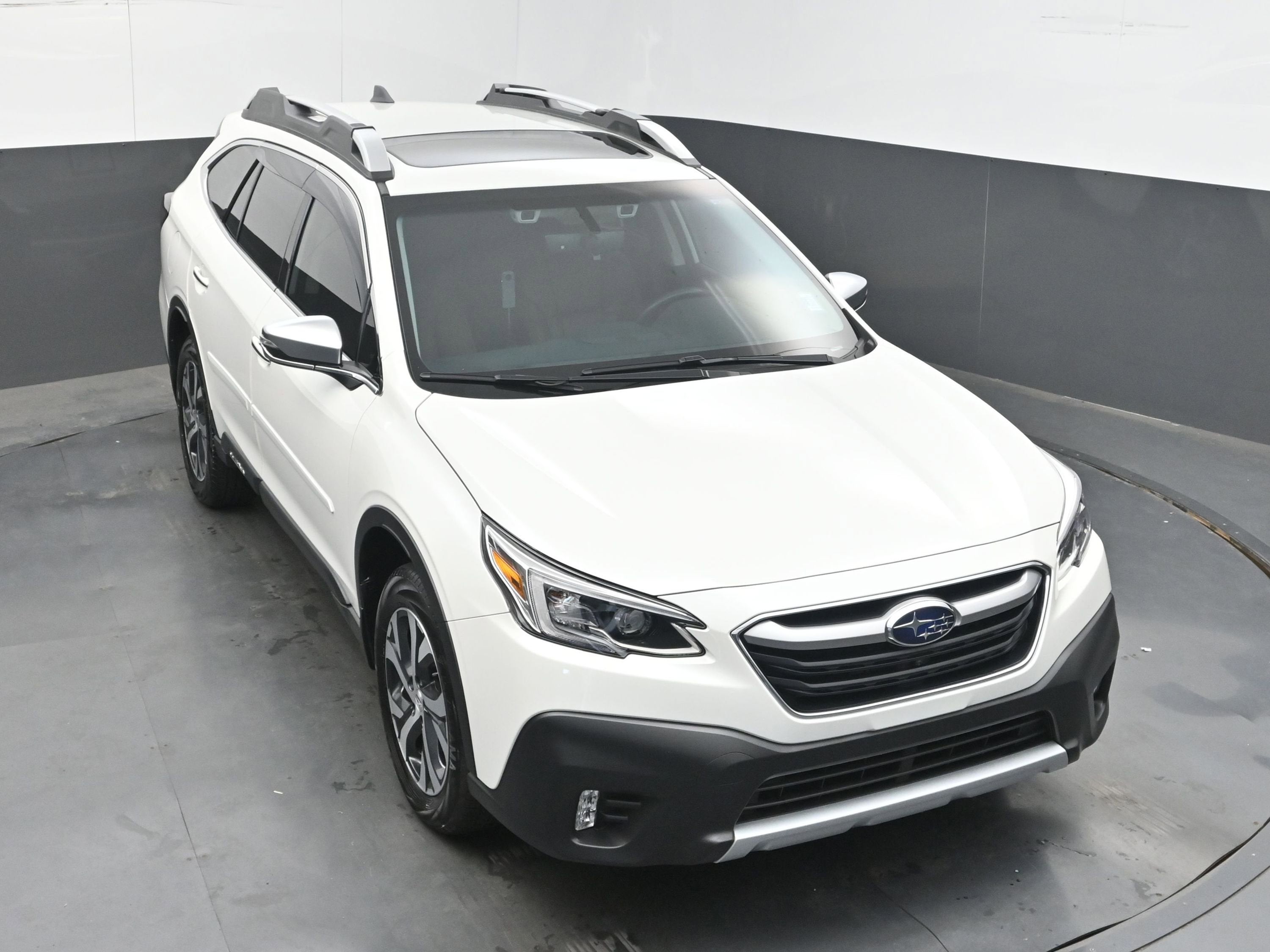2022 Subaru Outback Touring XT