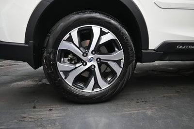 2022 Subaru Outback Touring XT
