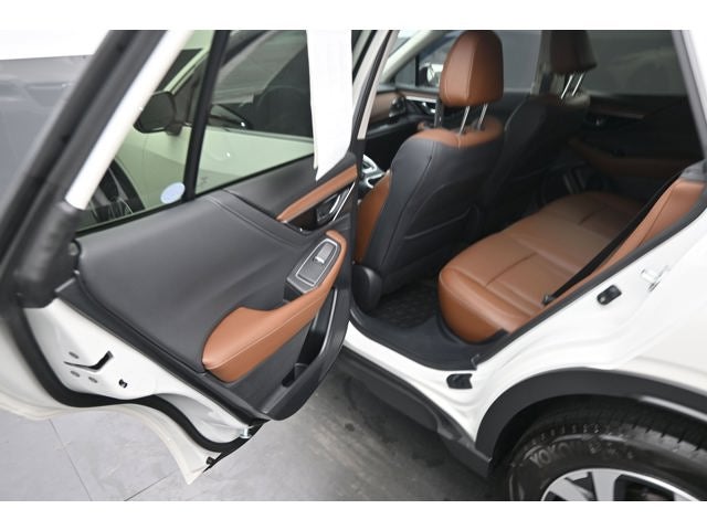 2022 Subaru Outback Touring XT
