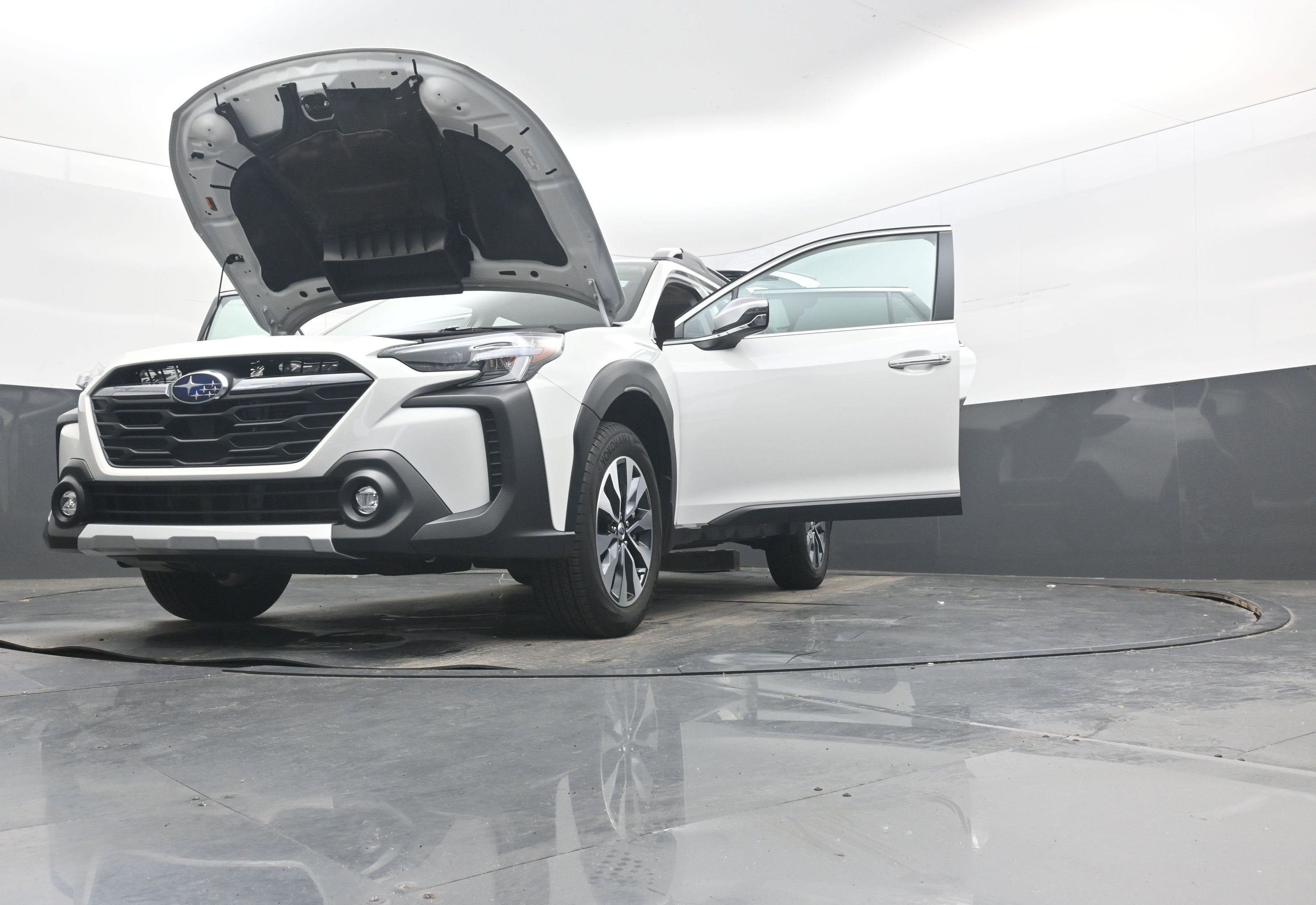 2025 Subaru Outback Touring XT