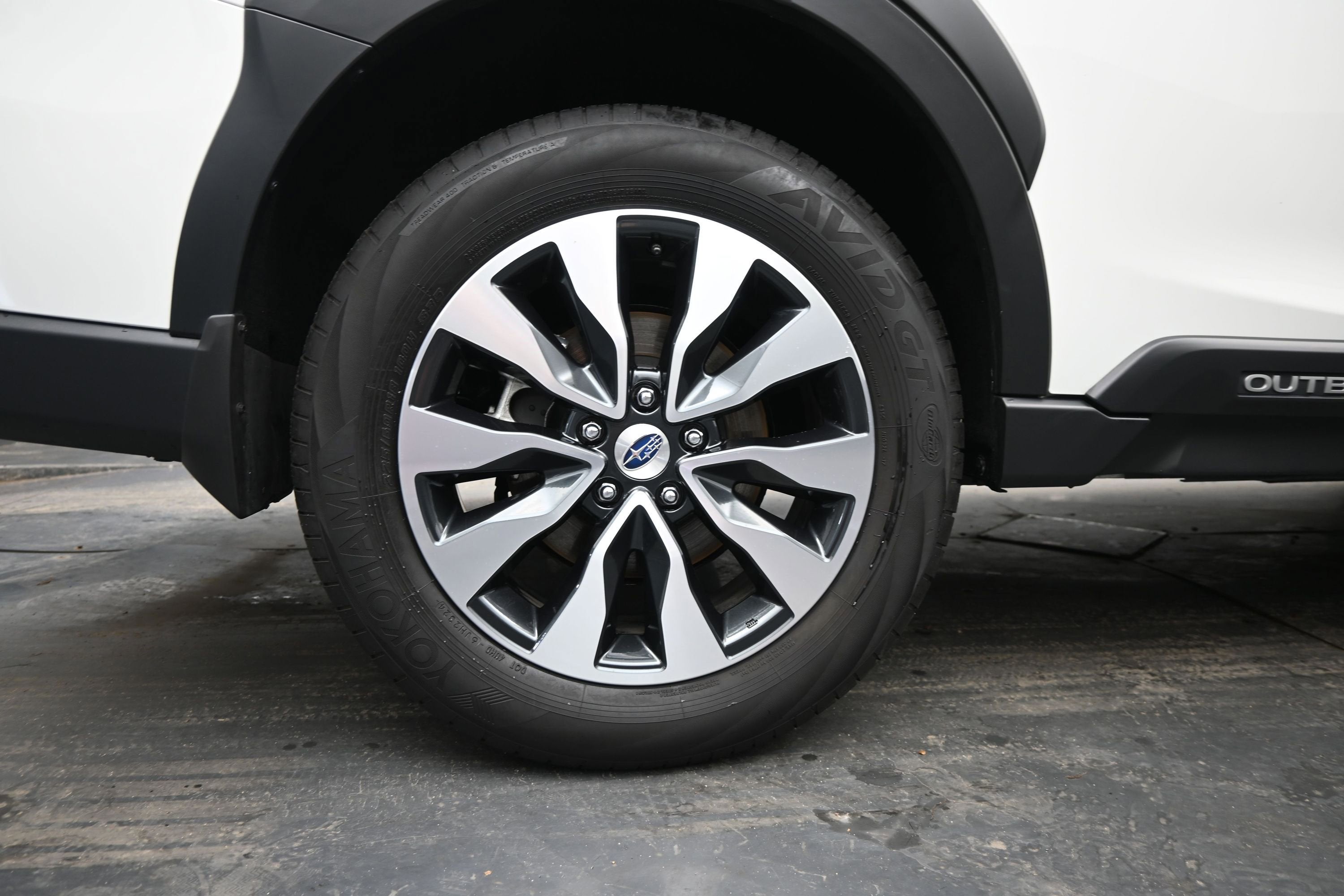 2025 Subaru Outback Touring XT