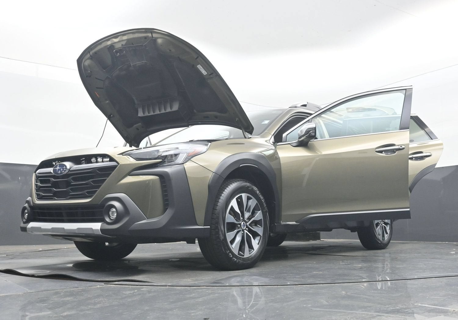 2024 Subaru Outback Touring XT