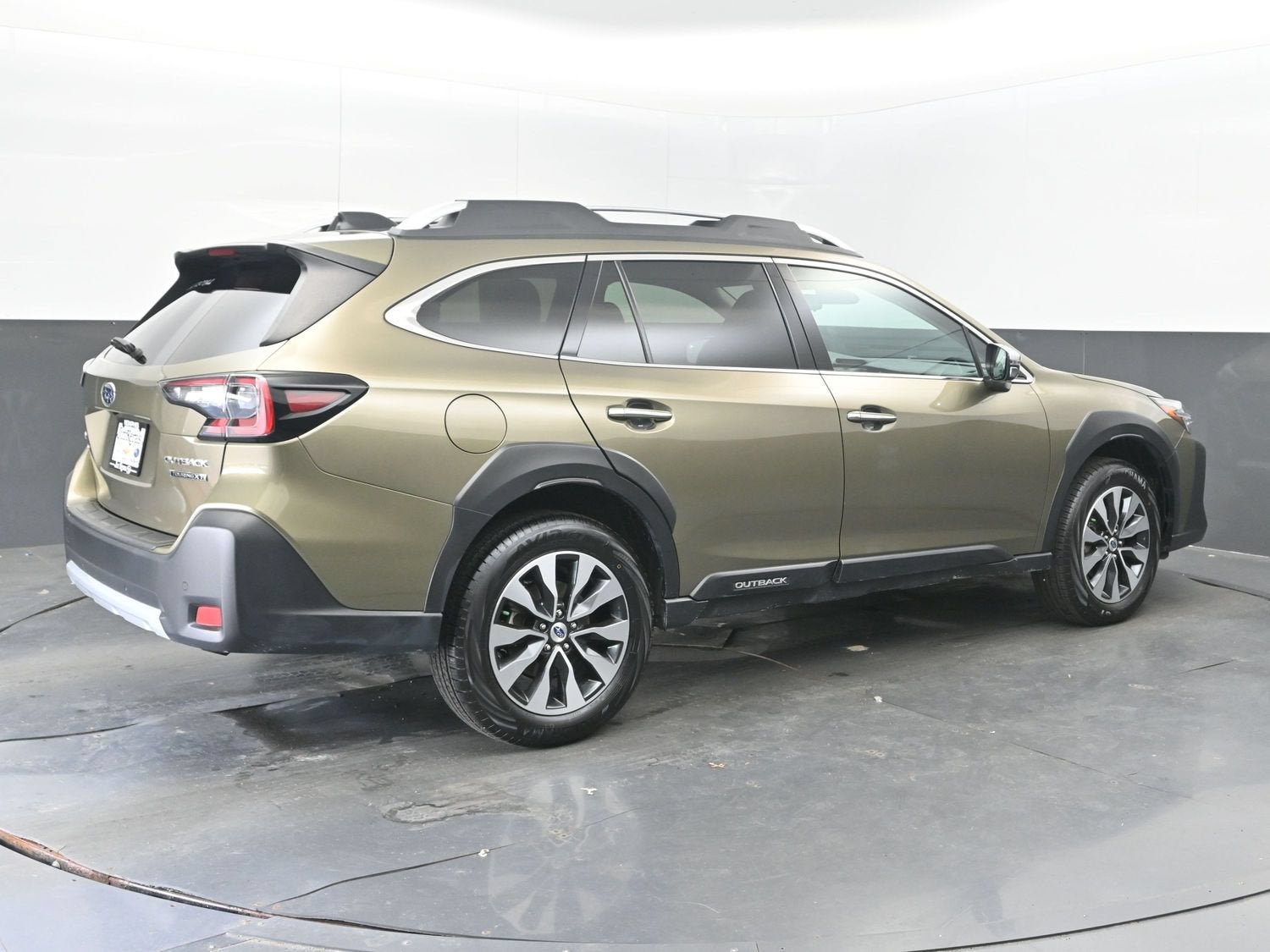 2024 Subaru Outback Touring XT