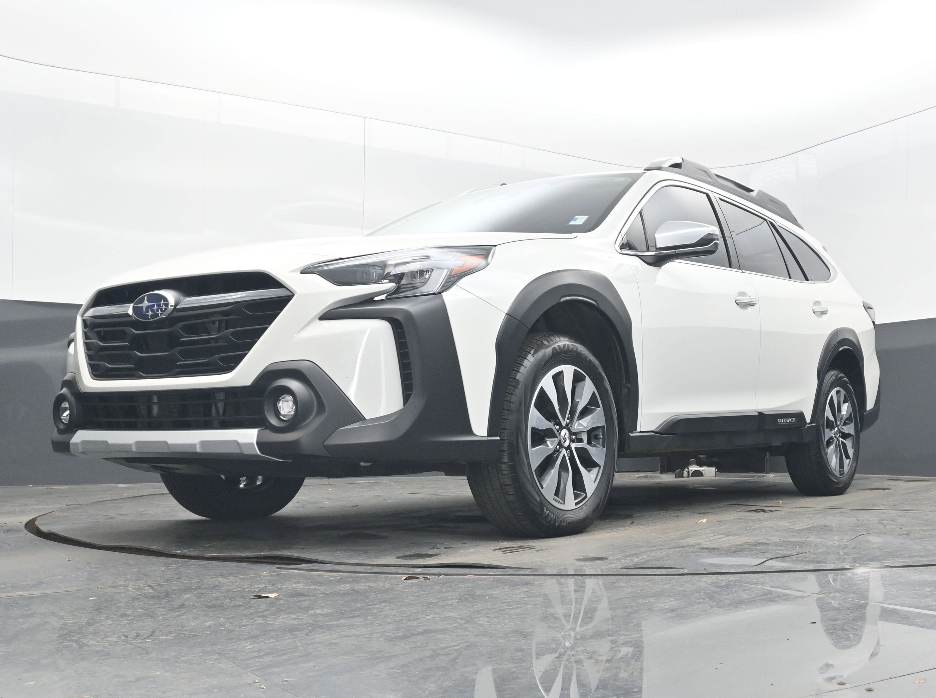 2023 Subaru Outback Touring XT