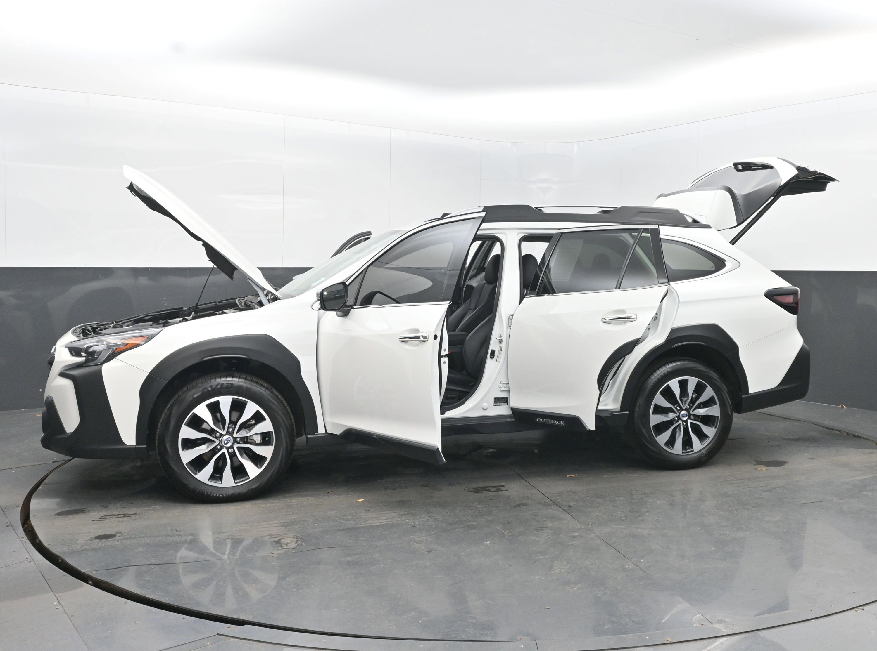 2023 Subaru Outback Touring XT