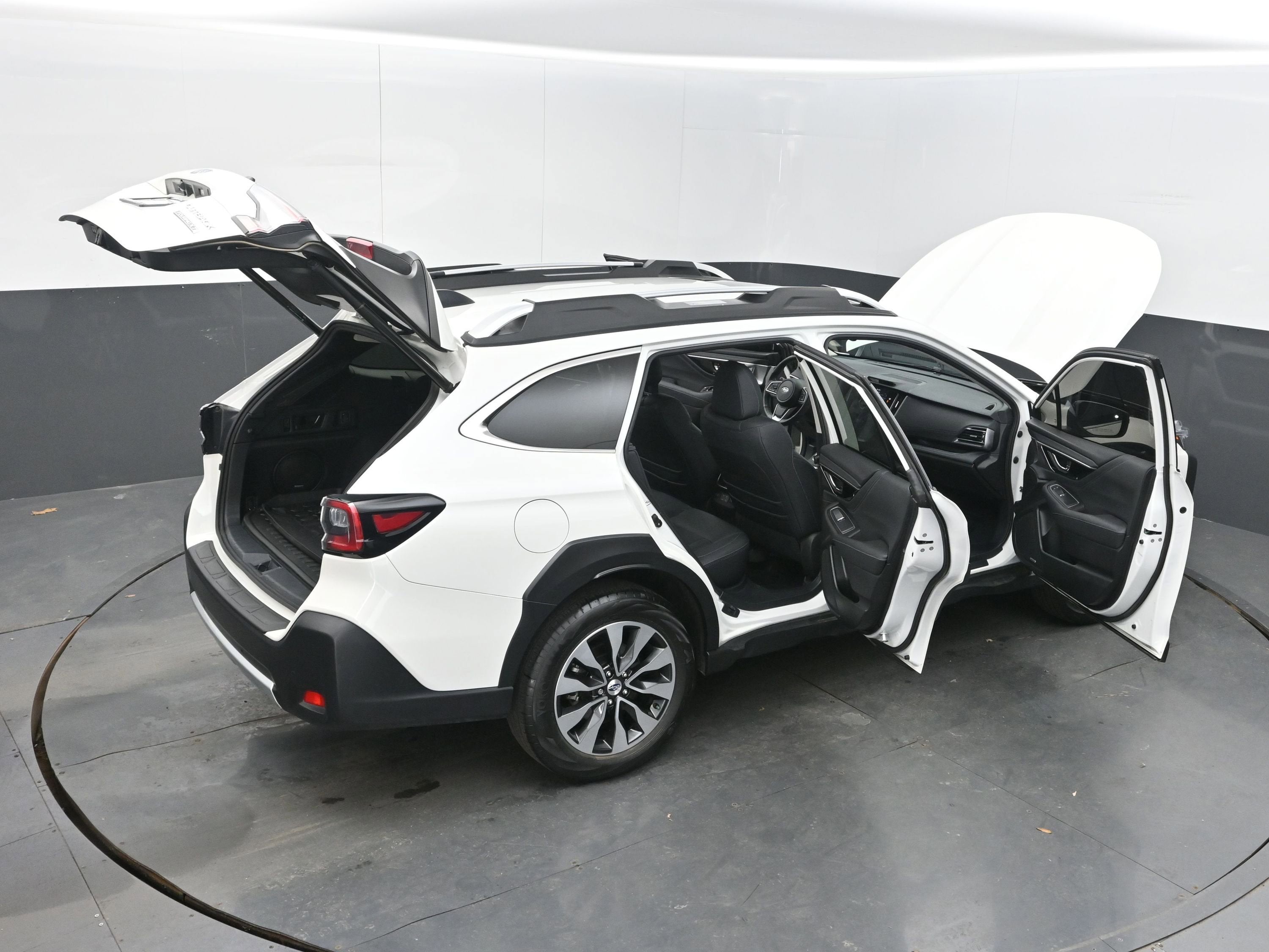 2023 Subaru Outback Touring XT