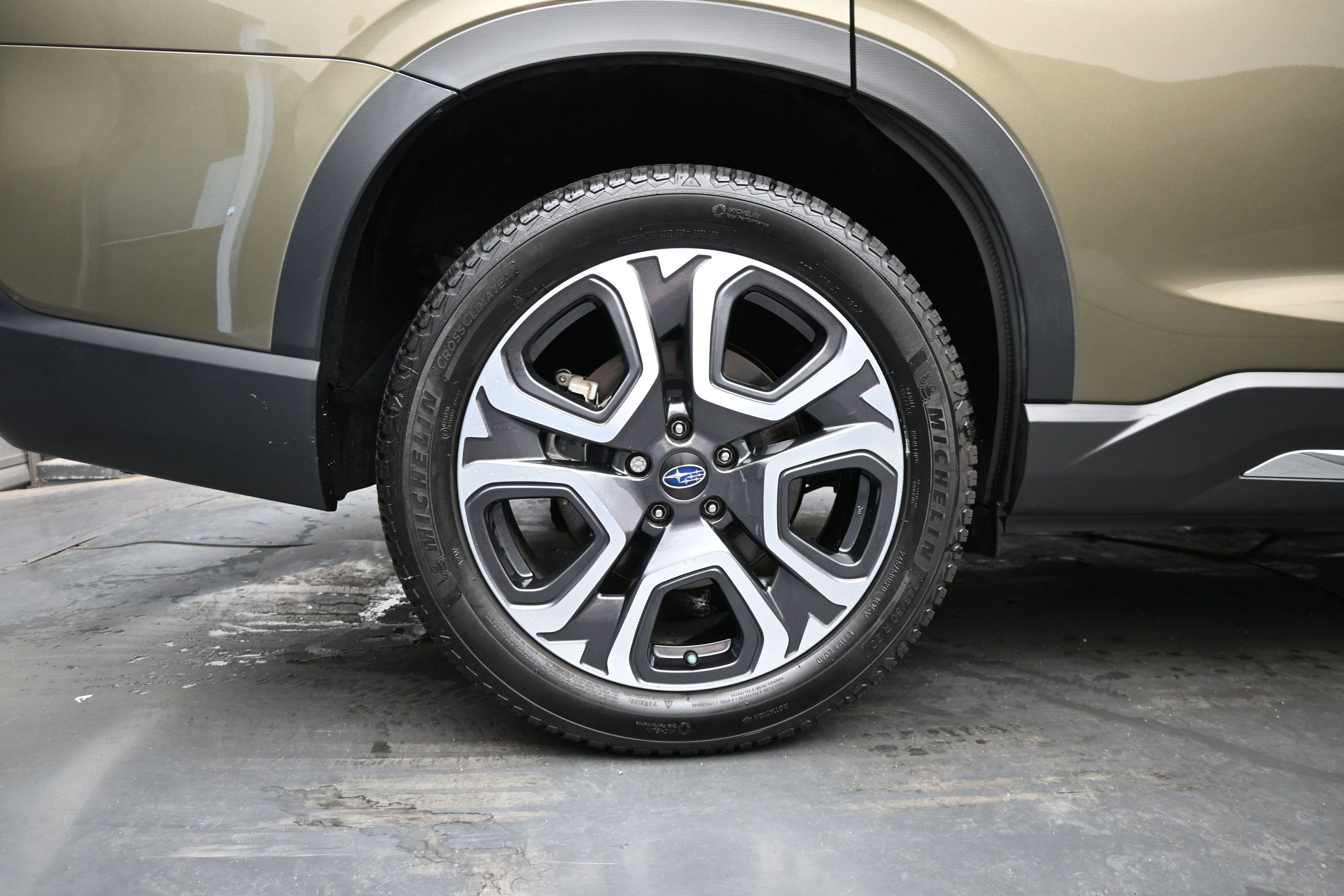2023 Subaru Ascent Touring