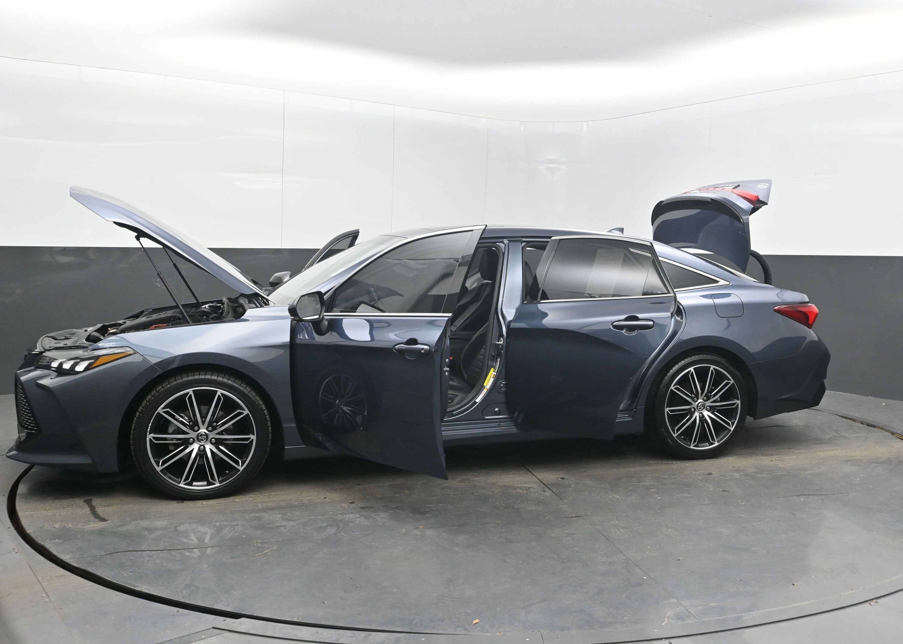 2019 Toyota Avalon XSE