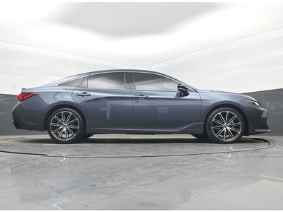 2019 Toyota Avalon XSE