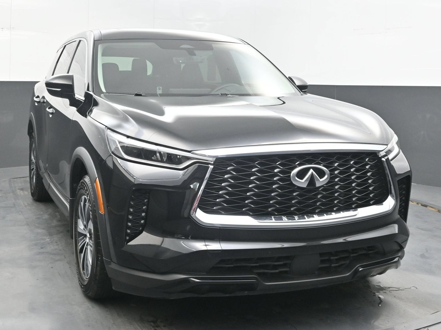 2023 INFINITI QX60 PURE