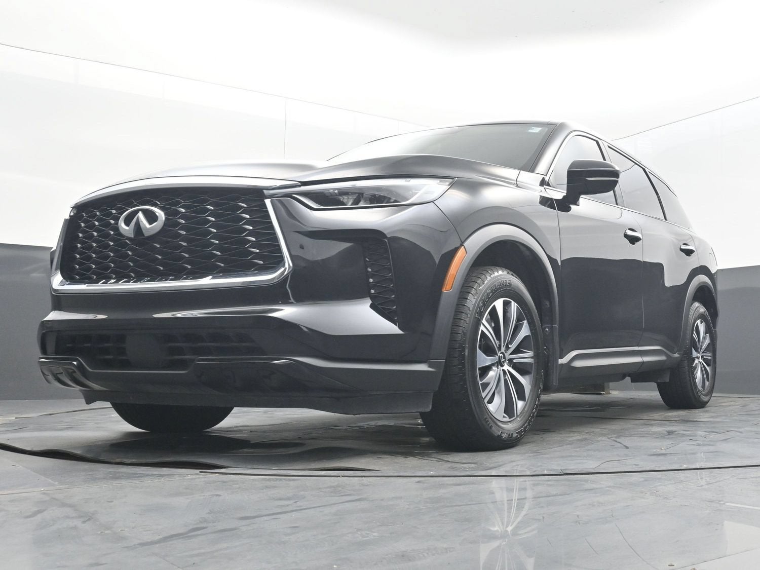 2023 INFINITI QX60 PURE