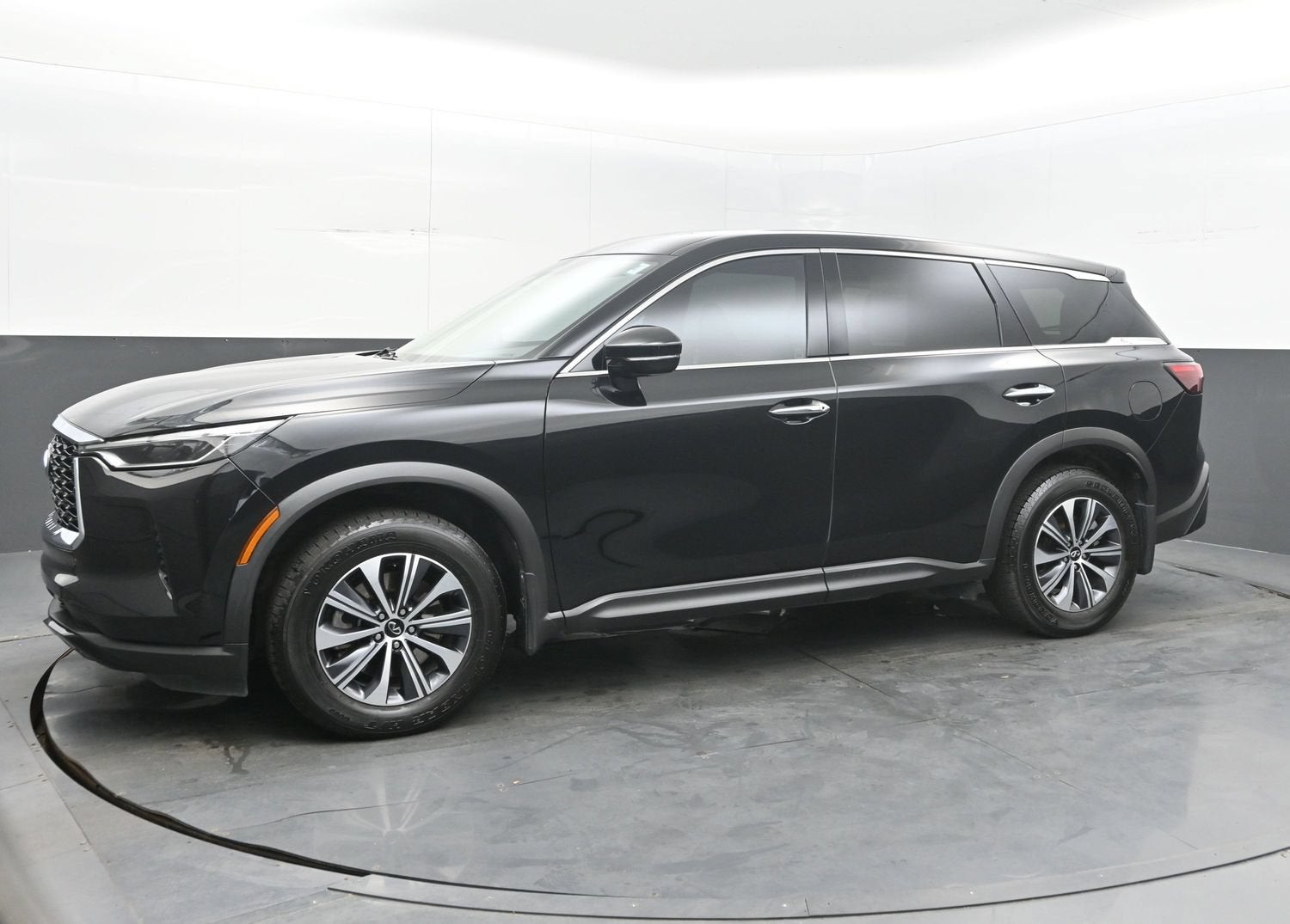 2023 INFINITI QX60 PURE